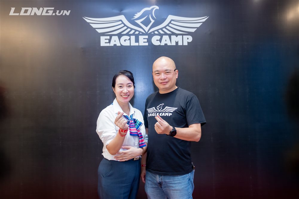 Nguyễn Thị Tuyết Mai (Alma Mai Nguyễn) tại chương trình học của thầy Phạm Thành Long